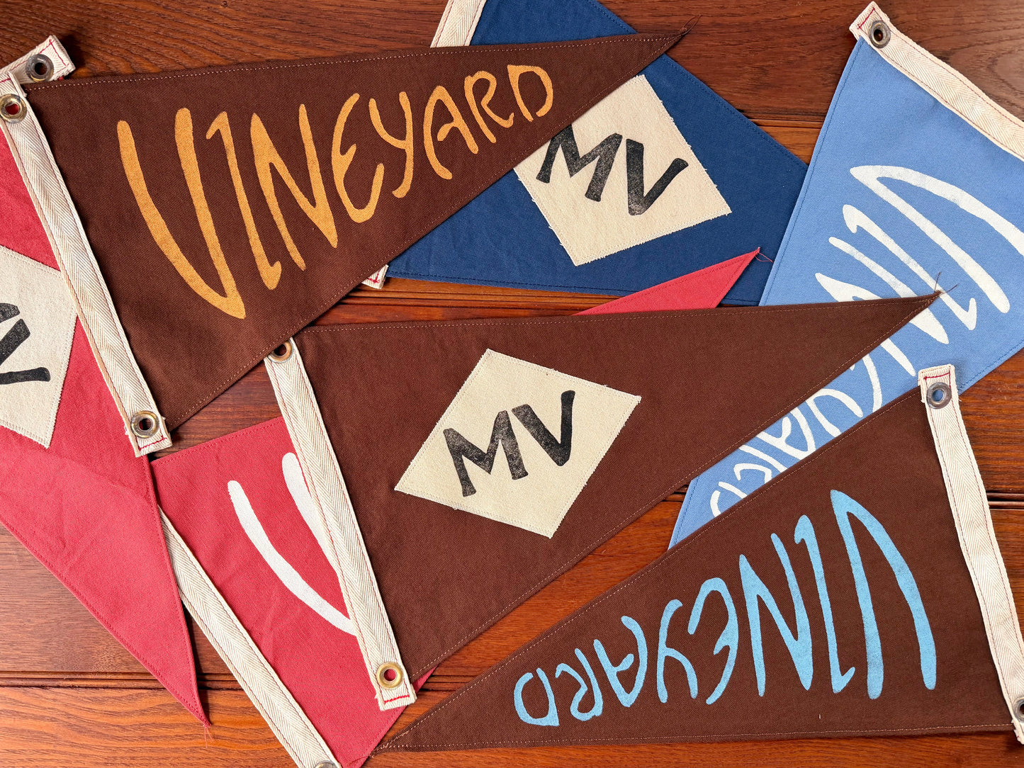 MV- Marthas Vineyard Pennant